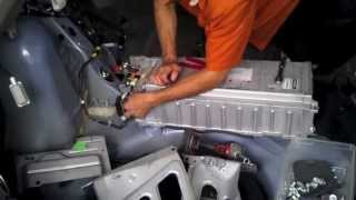 Prius Gen2 2004 05 06 07 08 09 Hybrid Battery removal [upl. by Eva73]