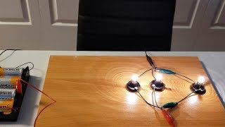 Series and Parallel Circuits  Light Bulb Brightness [upl. by Recnal346]