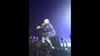 Miley Cyrus makes out with a fan at Vegas Concert Full Original [upl. by Litman]