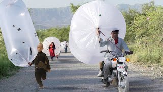 Pakistan Cheapest Way to Transport Cooking Gas to Home [upl. by Rehpotsirc]