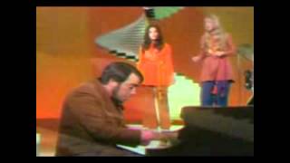 Sergio Mendes amp Brasil 66  Wichita Lineman 1969 [upl. by Anreval]