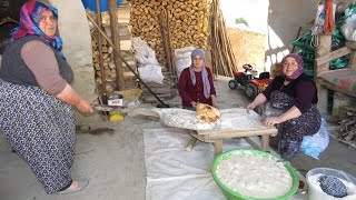 Köy ekmeği nasıl yapılır kıymalı pide yapımı how to make village bread [upl. by Robertson479]