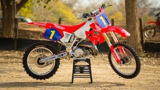 Racer X Films 1992 Honda CR250R Garage Build [upl. by Revned]